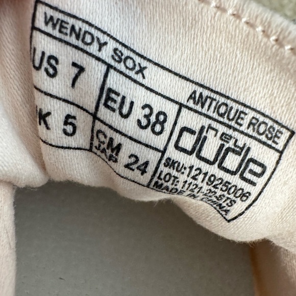 Hey Dude Wendy Sox Shoes Antique Rose Women’s Size 7 Excellent Condition Slipon - Picture 5 of 7